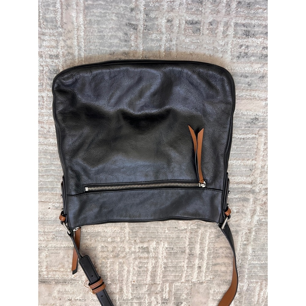 Vera Bradley Black Leather Crossbody Bag Floral Interior Everyday Purse - Picture 2 of 16